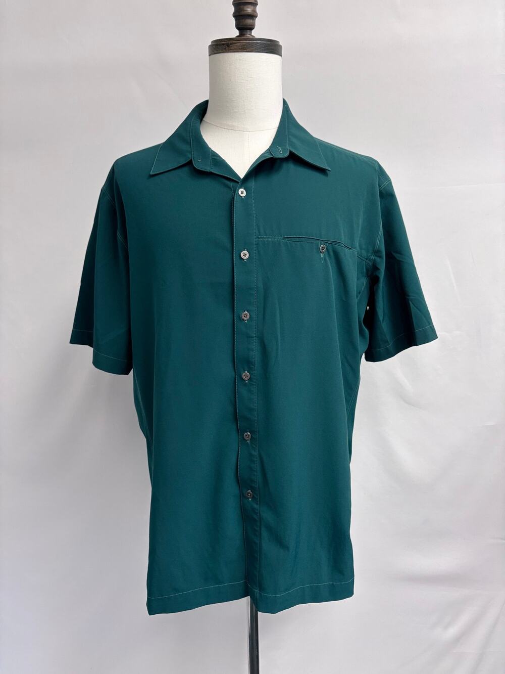 Kuhl Men's Short Sleeve dark greenish blue shirt